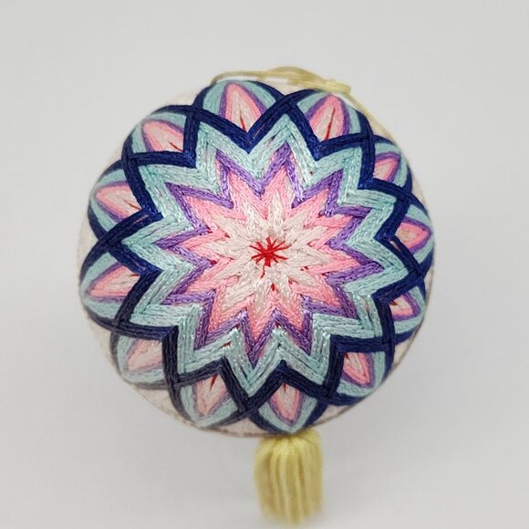 Handmade Japanese Temari Embroidered Ball With Geometric Patterns Pink Purple - Picture 3 of 6